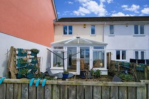 Photo 8- click for photo gallery